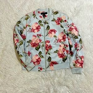 Jacket. Worn a couple times. Size small. Forever 21.